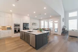 8030 Allston Vlg Trl, The Woodlands, TX 77389 - Photo 10