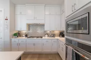 8030 Allston Vlg Trl, The Woodlands, TX 77389 - Photo 16