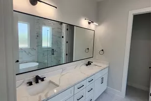 10926 Ivyridge Rd, Houston, TX 77043 - Photo 26