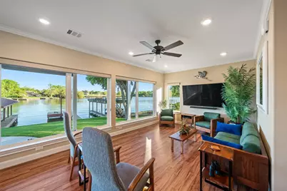 10880 Circle Drive, Willis, TX 77318 - Photo 8