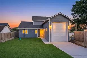 10880 Circle Dr, Willis, TX 77318 - Photo 34