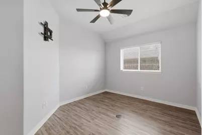 6323 Southern Cross Drive, College Station, TX 77845 - Photo 18