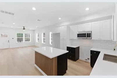 8408 Darien Street #A/B, Houston, TX 77028 - Photo 10