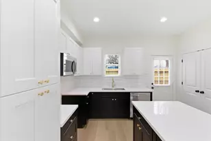 8408 Darien St, Houston, TX 77028 - Photo 12