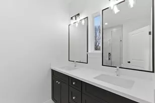 8408 Darien St, Houston, TX 77028 - Photo 28