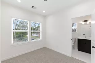 8408 Darien St, Houston, TX 77028 - Photo 20