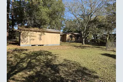 321 Johnson Street, Brenham, TX 77833 - Photo 22
