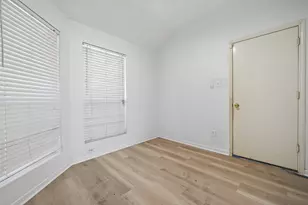 16111 Wisteria Hill St, Houston, TX 77073 - Photo 10