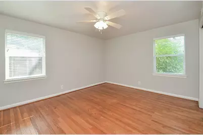 9817 Cedardale Drive, Houston, TX 77055 - Photo 20