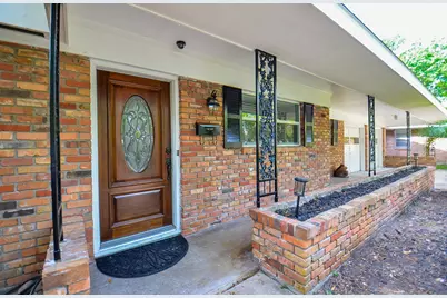 9817 Cedardale Drive, Houston, TX 77055 - Photo 4