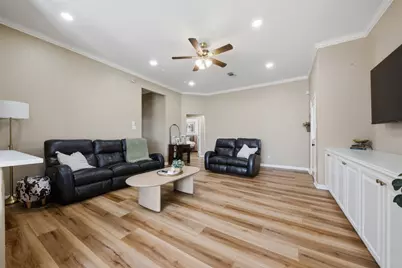 11806 Oregon Trail, Santa Fe, TX 77510 - Photo 4