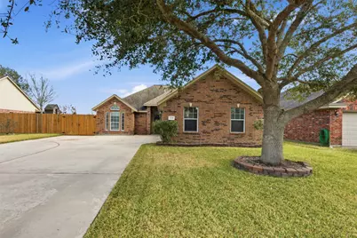 11806 Oregon Trail, Santa Fe, TX 77510 - Photo 1