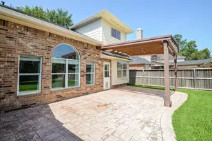 1630 Brookstone Ln, Sugar Land, TX 77479 - Photo 6