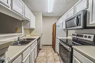 3770 Lovers Wood Ln, Houston, TX 77014 - Photo 14