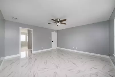 6827 Crystal Point Drive, Katy, TX 77449 - Photo 20