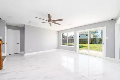 6827 Crystal Point Drive, Katy, TX 77449 - Photo 8