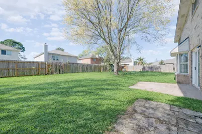 6827 Crystal Point Drive, Katy, TX 77449 - Photo 30