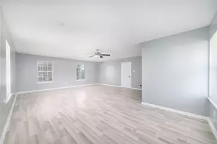 6827 Crystal Point Dr, Katy, TX 77449 - Photo 24