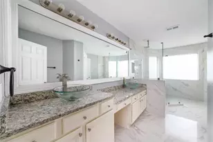 6827 Crystal Point Dr, Katy, TX 77449 - Photo 16