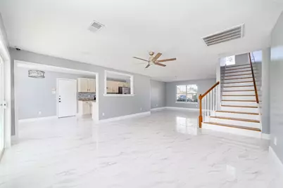 6827 Crystal Point Drive, Katy, TX 77449 - Photo 6