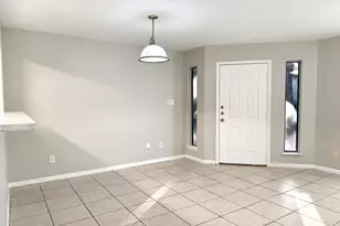 3032 La Estancia Ln, Houston, TX 77093 - Photo 2