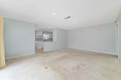 5227 Kinglet Street, Houston, TX 77035 - Photo 16