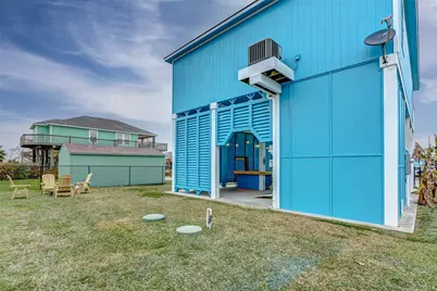 967 Bowers Lane, Crystal Beach, TX 77650 - Photo 32