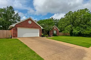 4107 Settlers Way, Bryan, TX 77808 - Photo 2