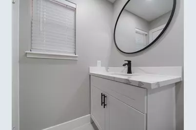 23 Summer Crest Circle, The Woodlands, TX 77381 - Photo 16