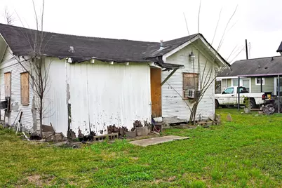 4205 Oats Street, Houston, TX 77020 - Photo 2