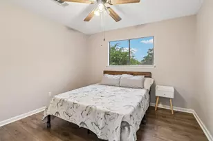10703 Buffalo Bend Dr, Houston, TX 77064 - Photo 18