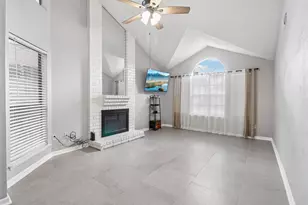 10703 Buffalo Bend Dr, Houston, TX 77064 - Photo 6