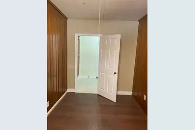 6031 Glenhurst Drive, Houston, TX 77033 - Photo 10