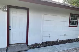 6031 Glenhurst Dr, Houston, TX 77033 - Photo 2