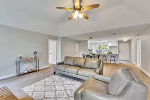 2811 Sugar Wood Dr, League City, TX 77573 - Photo 14