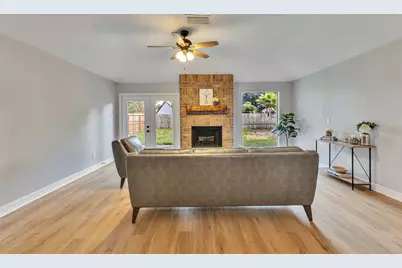 2811 Sugar Wood Drive, League City, TX 77573 - Photo 12