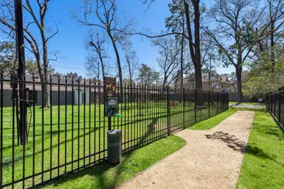 8954 Chatsworth Drive, Houston, TX 77024 - Photo 34