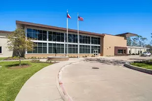 8954 Chatsworth Dr, Houston, TX 77024 - Photo 36