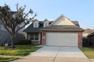 18114 Surrey Lake Ln, Richmond, TX 77407 - Photo 2