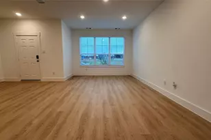 11918 Outer Bark Dr, Tomball, TX 77375 - Photo 2