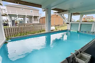 943 Palm Ridge Dr, Crystal Beach, TX 77650 - Photo 28