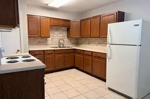 2102 5th Ave N, Texas City, TX 77590 - Photo 4