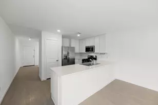 252 Houston Ave, Angleton, TX 77515 - Photo 4