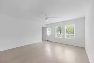252 Houston Ave, Angleton, TX 77515 - Photo 20