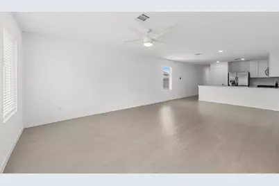 252 Houston Avenue, Angleton, TX 77515 - Photo 14
