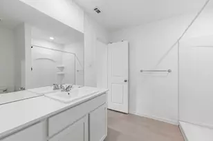 252 Houston Ave, Angleton, TX 77515 - Photo 28