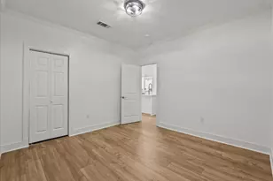 7013 Corsicana St, Houston, TX 77020 - Photo 10