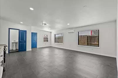 7013 Corsicana Street, Houston, TX 77020 - Photo 14