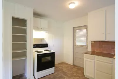 3610 W Davis, Conroe, TX 77304 - Photo 14