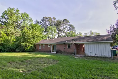 3610 W Davis, Conroe, TX 77304 - Photo 4